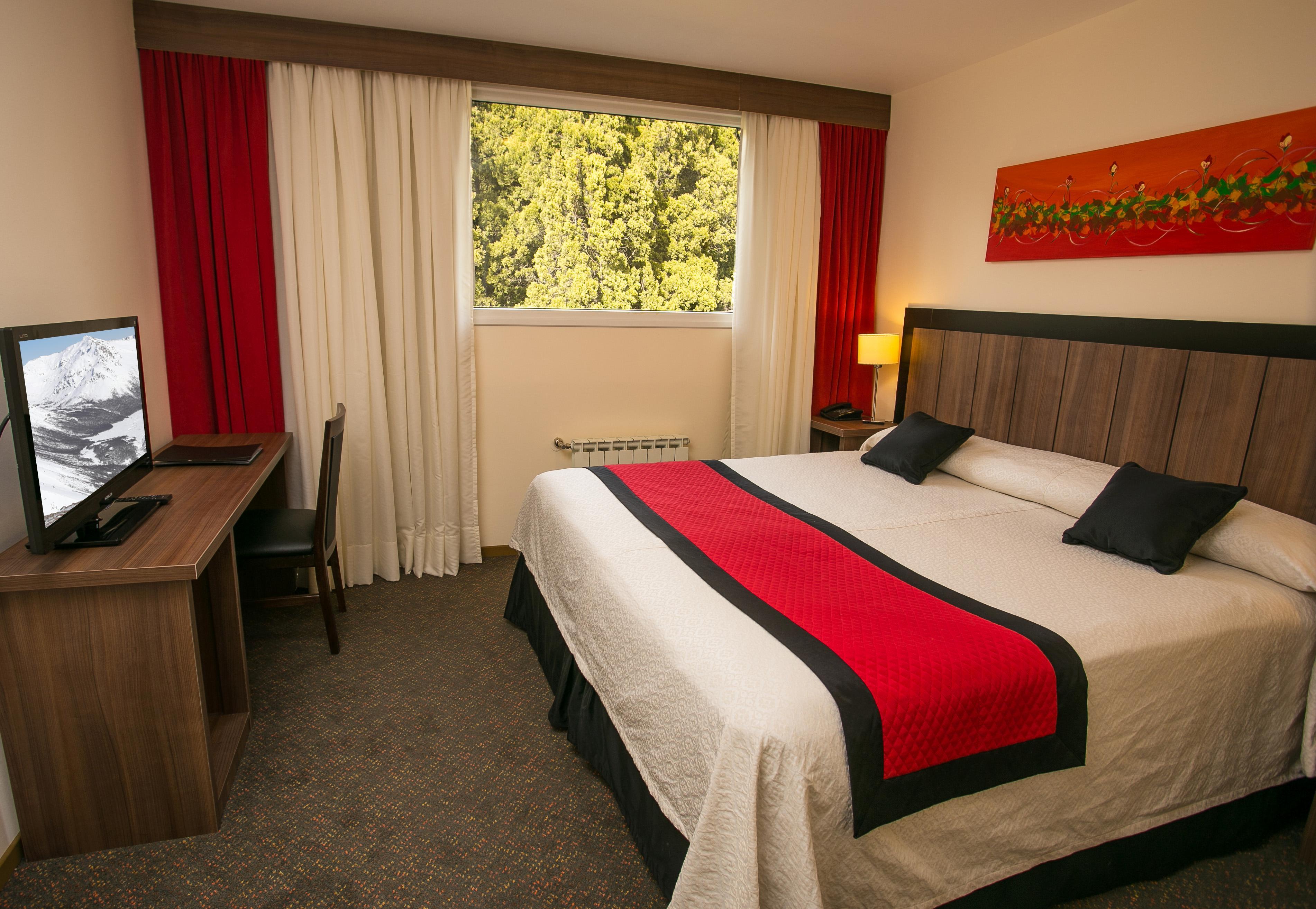Huinid Pioneros Hotel San Carlos de Bariloche Exterior photo
