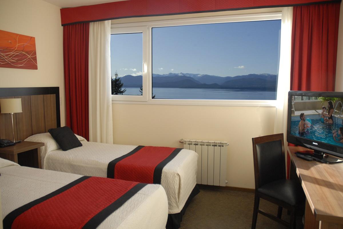 Huinid Pioneros Hotel San Carlos de Bariloche Exterior photo