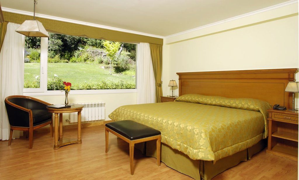 Huinid Pioneros Hotel San Carlos de Bariloche Exterior photo